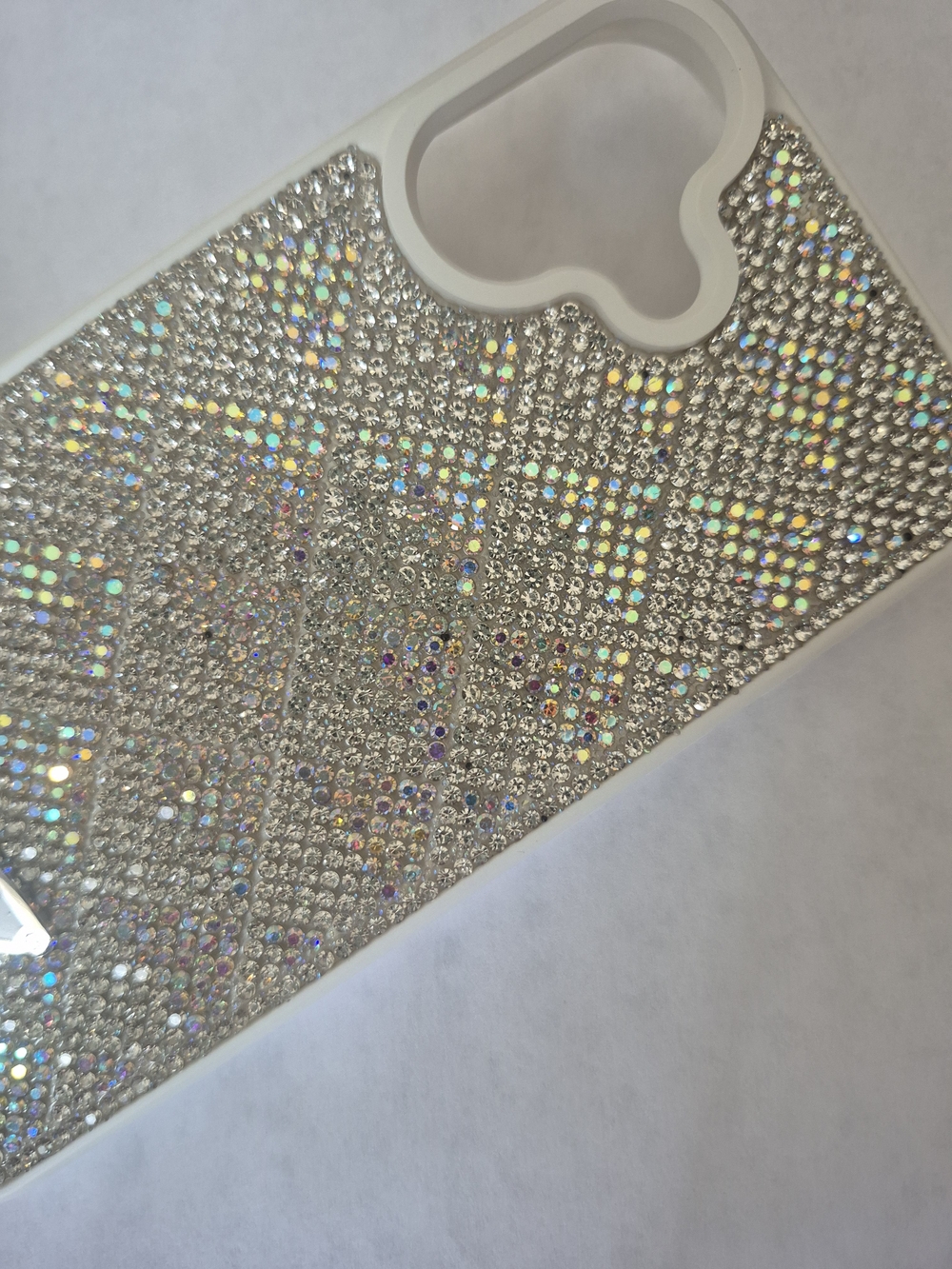 I Phone 16 Rhinestone Case - Picture 4 of 5